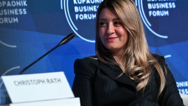 ПАНЕЛ О ФИНАНСИЈСКОЈ ИНДУСТРИЈИ НА КБФ: Поверење кључни фактор у одрживом расту