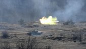 POGLEDAJTE - SRPSKI OKLOP I DRONOVI U NAPADU: Treća brigada KoV na manevrima (VIDEO/FOTO)