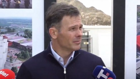 OVO ĆE BITI SVETSKO ČUDO: Mali obilazi radove na izgradnji Nacionalnog paviljona Srbije (VIDEO)