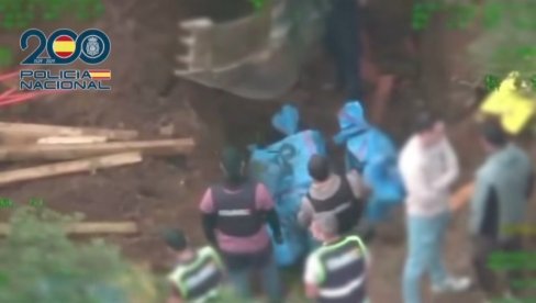 КОКАИН ЗАКОПАЛИ У ШУМИ: Полиција у Марбељи открила склониште са више од тоне наркотика