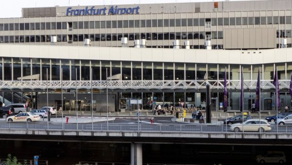 ПРВИ ЛЕТ СПАСА СЛЕТЕО У ФРАНКФУРТ: Евакуација хиљада Немаца из блискоисточног пакла, али по високој цени