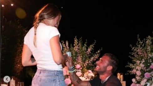 ДЕЧКО ЈУ ЈЕ ЗАПРЕПАСТИО: Арина Сабаленка добила прстен од три милиона долара! (ФОТО)