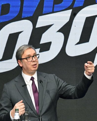 ЧИТАВИ СЕКТОРИ БИЋЕ РЕОРГАНИЗОВАНИ ОКО ВЕШТАЧКЕ ИНТЕЛИГЕНЦИЈЕ Вучић: Очекује се повећање продуктивности од чак 700 одсто