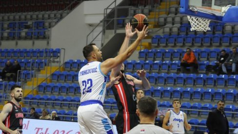 ОКРШАЈ КОМШИЈА КРАЈ ИБРА: Кошаркаши краљевачке Слоге дочекују Раднички из Крагујевца