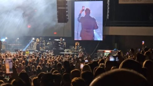 АЈМО, СПЕНС! Испливао снимак Цетинског: Овако је некад певао, а данас шири лажи (ВИДЕО)