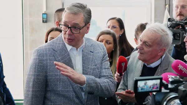 ВИДЕЋЕТЕ КОЈОМ ВЕЛИКОМ БРЗИНОМ ОНИ УСПЕВАЈУ ТО ДА УРАДЕ Вучић: Смајли ће дати додатни замајац за развој општина