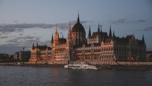 SREDSTVA OŠČADBANKE I DALJE BLOKIRANA Lazar: Čekamo da se naftovod ponovo otvori