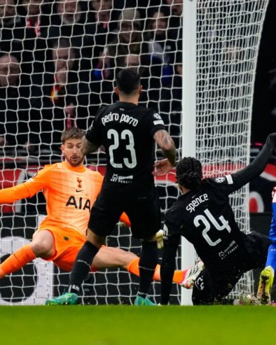 ПЕВЦИ (НЕ) ВЕРУЈУ У ЧУДО: Напад Тотенхема некако и функционише, али одбрана је дезоријентисана