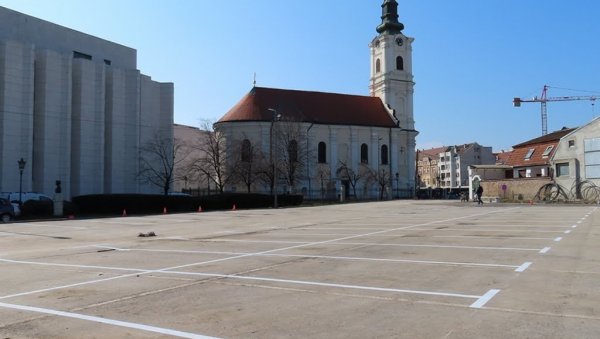 ПОНОВО РАДИ ПАРКИНГ КОД СНП: У центру Новог Сада обновљено паркиралиште