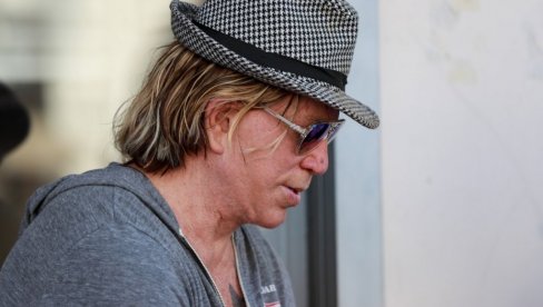 МИКИ РУРК ДОТАКАО ДНО: Нећете веровати шта га је снашло