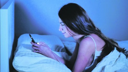 АЛАРМАНТНА СТАТИСТИКА: Тинејџери све мање спавају, ово су могуће последице