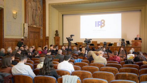 СРПСКИ НОБЕЛ БРАНИСЛАВУ НИКОЛИЋУ: Додељена награда Марко Јарић за физику