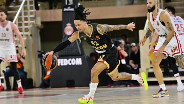 КАКВА ДРАМА У КНЕЖЕВИНИ: Монако у невероватној завршници победио Олимпијакос, Милутинов промашио шут за победу (ВИДЕО)