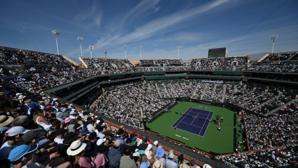 НЕ, НИСАМ ВАРАО! Амери разапели Руса, а он им зачепио уста (ВИДЕО)