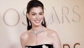 НАЈБОЉЕ ОБУЧЕНЕ ДАМЕ НА 98. ДОДЕЛИ ОСКАРА: Гламур који не зна за границе (ФОТО)