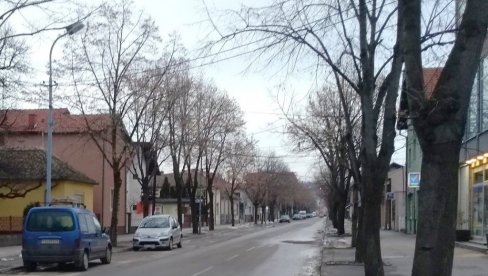 МОЛБА ВОЗАЧИМА У ПОЖАРЕВЕЦУ: Уклањање возила због прикључења нових корисника