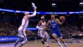 KOŠARKAŠKI SVET U NEVERICI! DŽelat Nikole Jokića je uradio nešto što nikada bije viđeno u NBA ligi (VIDEO)
