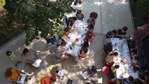 РАЗГОВОРИ О ДЕТИЊСТВУ: Обележава се светски Дан поезије