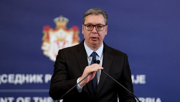 ПЛАНИРАМ ДА ПОБЕДИМ У НОВОМ САДУ Вучић одговорио Пајтићу: Да се кријем од њега? Хоће он да ме бије или Брковић? Шта ће да ураде?