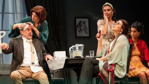 ZAVESU PODIŽE UDOVICA ŽIVOG ČOVEKA ZVEZDARA TEATRA: Večeras će u Jagodini početi 51. izdanje Dana komedije