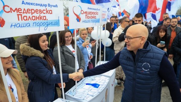 ВУЧЕВИЋ У СЕЛУ КУСАДАК: 29. марта сачувајмо Смедеревску Паланку, сачувајмо Србију (ФОТО)