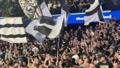 ГРОБАРИ ДИГЛИ ПАРИЗ НА НОГЕ: Партизанови навијачи направи сјајну атмосферу у Граду светлости (ФОТО, ВИДЕО)