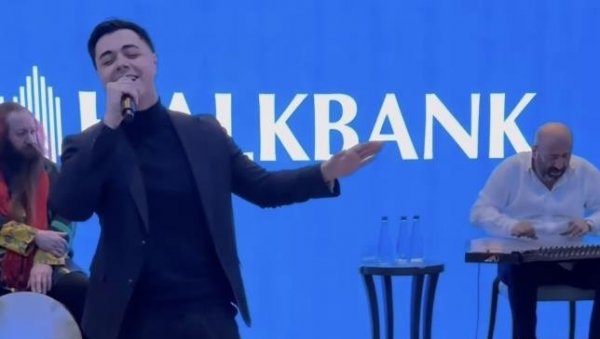 НАСТУП СА ТУРСКИМ МУЗИЧАРИМА О КОМЕ СЕ ПРИЧА ДАНИМА: Нермин Ханџић добио прилику какву нико од младих певача није имао (ФОТО