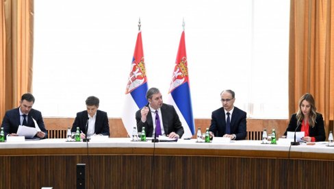 VUČIĆ PREDSTAVLJA MERE IZ OBLASTI ENERGETIKE (VIDEO)