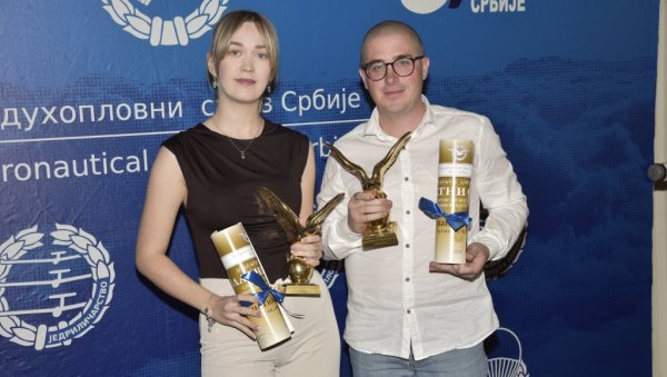 НАЈБОЉИ СПОРТИСТИ ВАЗДУХОПЛОВЦИ: „Златни орао“ поново Кристини Чипчић и Ивану Павлову
