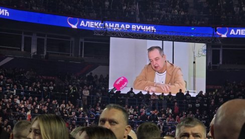 VUČIĆ I ŽENA SU ME NATERALI DA IDEM U BOLNICU: Prvo pojavljivanje Dačića nakon izlaska iz bolnice