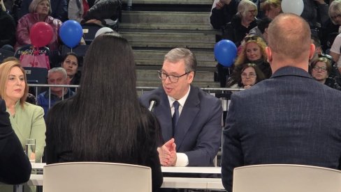 VUČIĆ UPOZORIO PRED LOKALNE IZBORE: Ovo je njegova poruka kandidatima u 10 opština