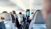 ЖЕНА СЕ ПОРОДИЛА У АВИОНУ: Несвакидашња ситуација на лету, контролор насмејао све предлогом