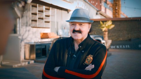 ČETIRI DECENIJE HITOVA: Haris DŽinović sprema muzičko druženje u pulskoj Areni (FOTO)