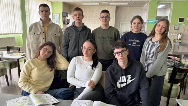 СЈАЈАН РЕЗУЛТАТ ГИМНАЗИЈАЛАЦА: Јовани и Николи 100 поена на такмичењу у Свилајнцу (ФОТО)