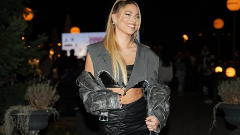 ОГЛАСИЛА СЕ КСЕНИЈА КНЕЖЕВИЋ НАКОН ВЕСТИ ДА ЈЕ ТРУДНА: Пети сам месец