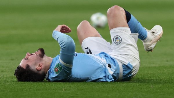 ДАЈТЕ МУ ОДМАХ ОСКАРА! Глумац године - камера га ухватила како фолира! Цео свет му се смеје! (ВИДЕО)