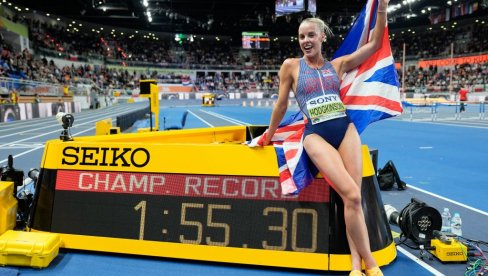 PRE BI JE PUSTILI DA UĐE SA PUTINOM: Slavna Britanka u šoku zbog toga šta joj Poljaci nisu dozvolili da unese u zemlju