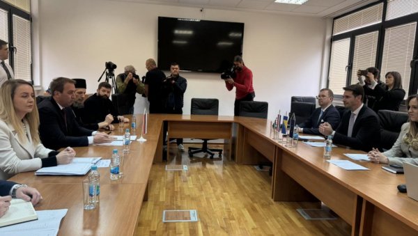 ИНСТИТУЦИОНАЛНА САРАДЊА ЗА ЗАШТИТУ СРБА И СПЦ У МОСТАРУ: Дијалог кључ за решавање имовинских питања