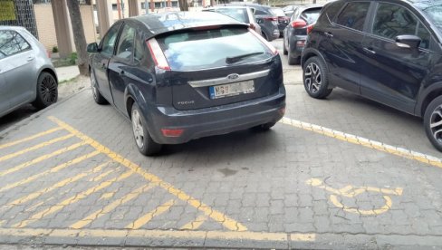 ZA OSOBE SA INVALIDITETOM U NOVOM SADU: Prošlogodišnje parking karte važe do 1. aprila