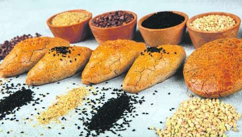 ZA SVE SA PROBLEMOM INSULINSKE REZISTENCIJE, ILI DIJABETESOM: Evo kako hleb može da se napravi i od semenki i povrća (JELOVNIK)