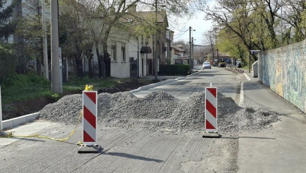 ЧЕПОВИ ЗБОГ ТАБАНОВАЧКЕ: Санација улице ствара додатне гужве на кружном току Аутокоаманда