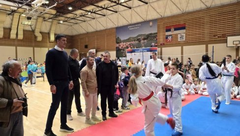 PODRŠKA ZA NAJMLAĐE: Treći Mali sajam sporta održan u Bajinoj Bašti