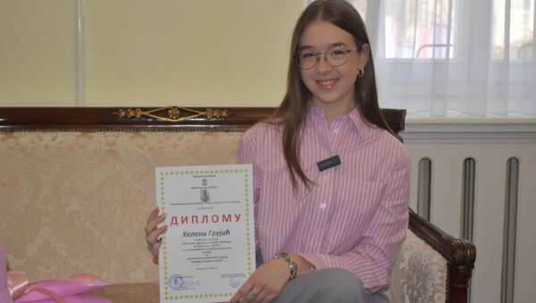 ОСМИСЛИЛА БОЉА И ЈЕФТИНИЈА СОЧИВА, ПА ПУТУЈЕ У ИНДИЈУ: Хелена Грујић из Кикинде победила на државном такмичењу истраживача (ФОТО)