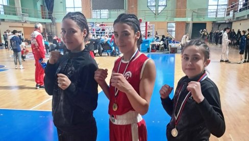 TARI ZLATNA MEDALJA: Najbolja u svojoj kategoriji na Državnom prvenstvu u boksu