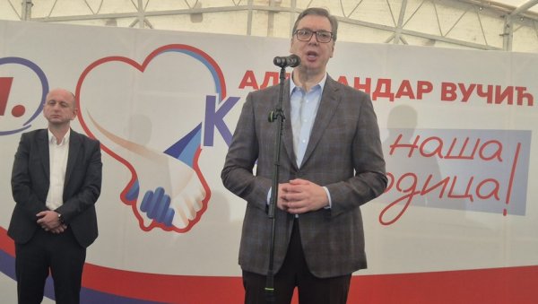 НЕ ВОЛИ СРБИН ДА МУ СТРАНАЦ ОДРЕЂУЈЕ ЗА КОГА ДА ГЛАСА Вучић у Кули: Ми нисмо имали стране амбасаде да нам помажу, поносан сам на вас