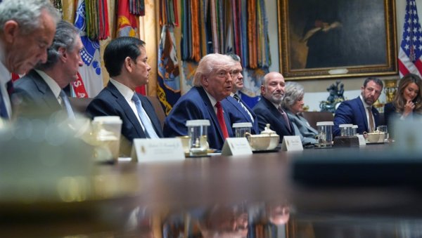 ТРАМП ОФОРМИО ЈОШ ЈЕДАН САВЕТ: На челу Закерберг, Елисон и Хуанг, ево чиме ће се бавити