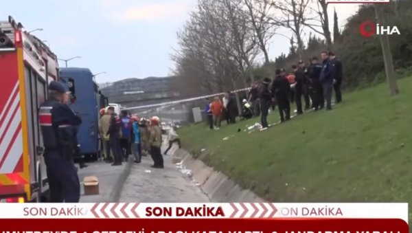 СУДАРИЛА СЕ ЧЕТИРИ ВОЗИЛА ЗА ПРЕВОЗ ЗАТВОРЕНИКА У ТУРСКОЈ: Повређено 6 припадника жандармерије и 9 притвореника  (ВИДЕО)