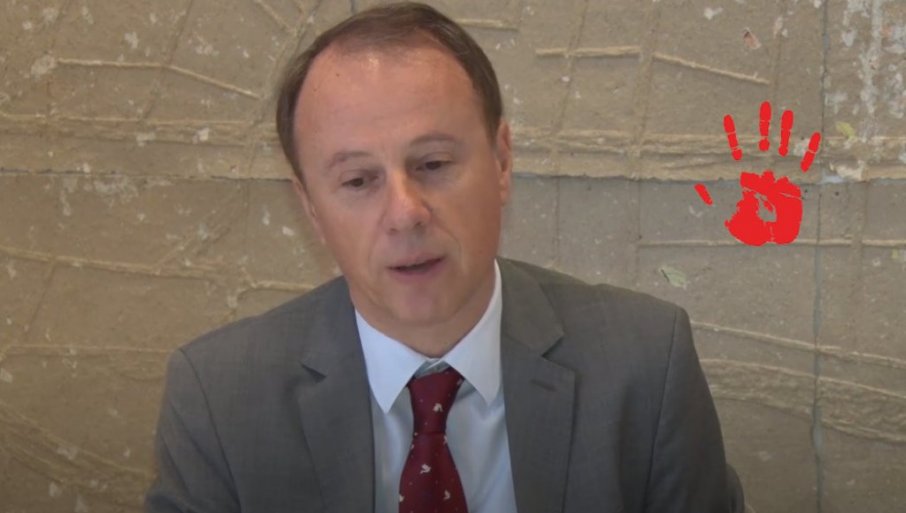 Зашто ли је Ђокић побегао од Вучића?