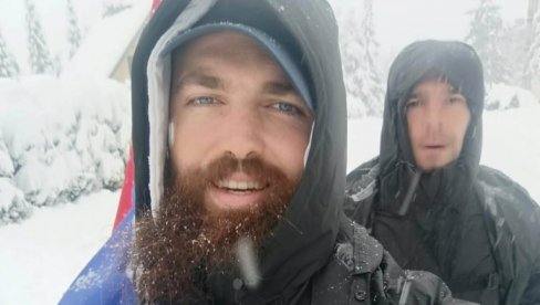 ХРАБРО СРЦЕ У ЈУНАКА: Смедеревци препешачили пола пута до Острога да помогну болесној девојчици (ФОТО)