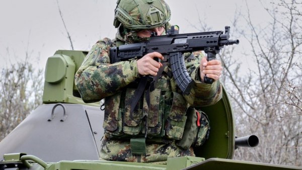 ПОГЛЕДАЈТЕ – СРПСКИ ИЗВИЂАЧИ У АКЦИЈИ: Борбена обука Оклопно-извиђачког батаљона КоВ